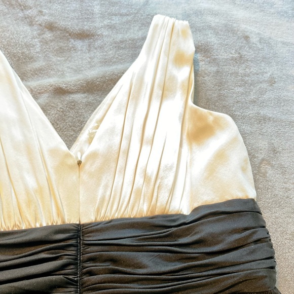 Kay Unger Satin Evening Dress with Cropped Jacket - Picture 10 of 15